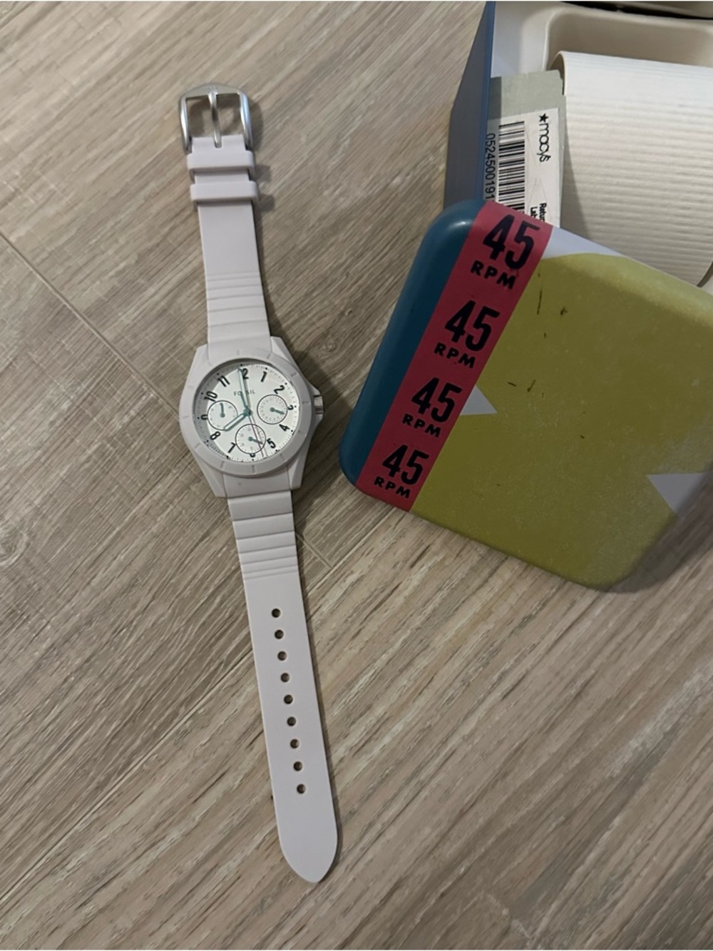 White rubber Fossil watch blue accents ES4064 box included like new condition - Picture 2 of 6